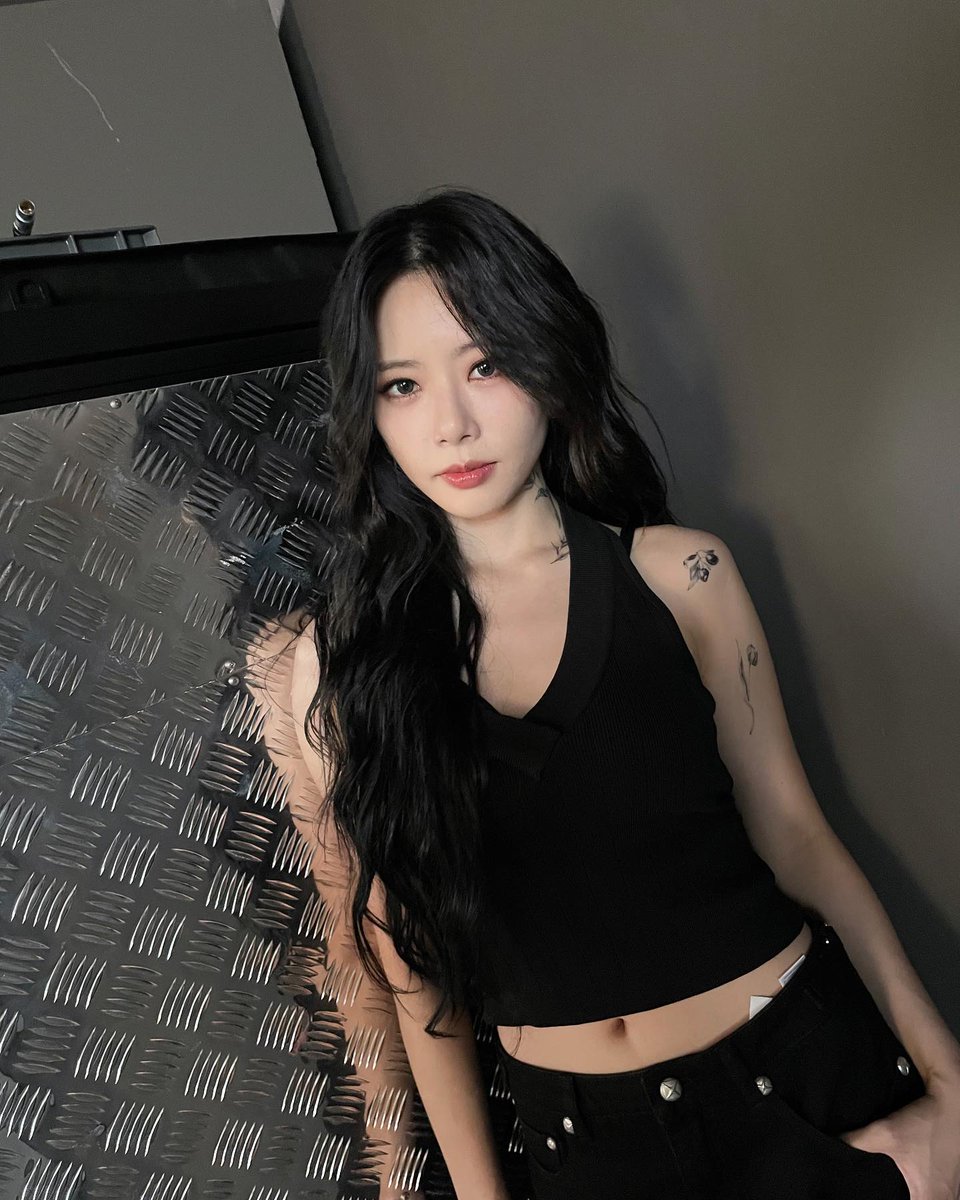 angeljiudc's tweet photo. Me consiguió unos fake tattoos en las anillas ☺ https://t.co/JEFk5nTCVw