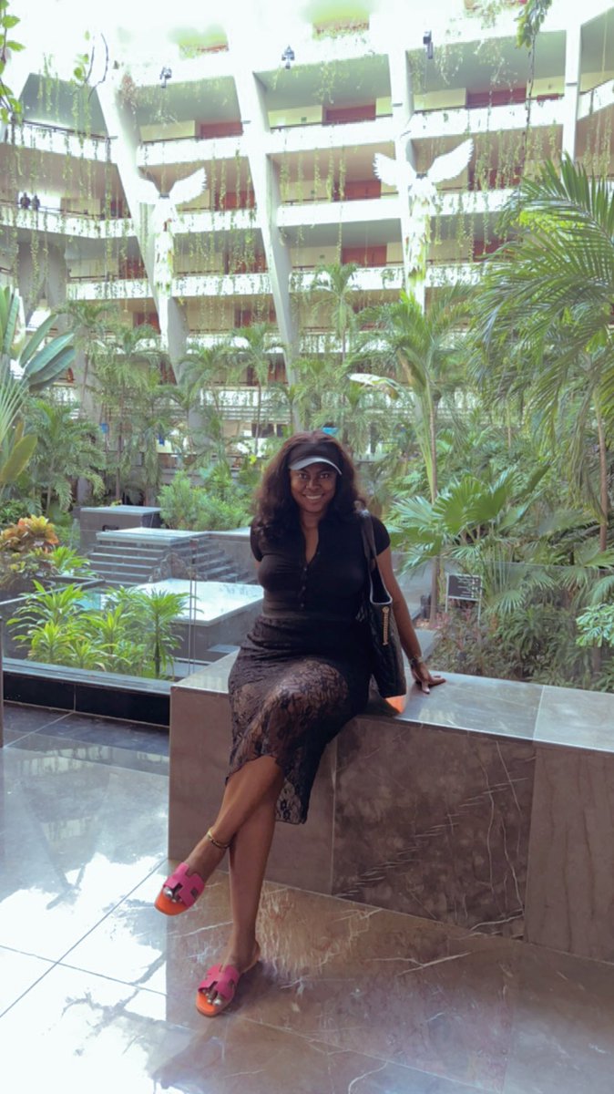 IyawoThickaBody's tweet photo. I don’t have caption please🤣👩🏽‍🦯👩🏽‍🦯 https://t.co/mGvFVxUbqE