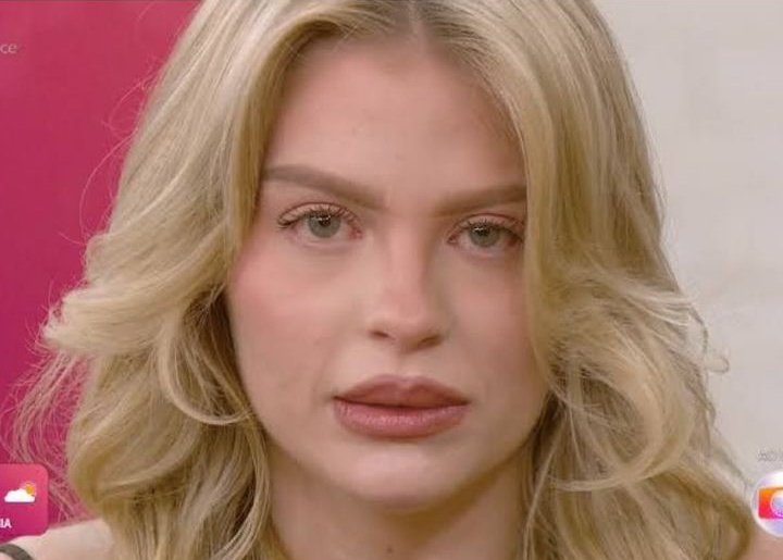 _4n4vtr's tweet photo. em que momento essa mulher ficou assim que eu não percebi? https://t.co/W2TDNdZdfZ