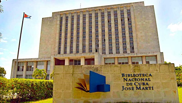 Organizado por la Biblioteca Nacional, el III Encuentro Internacional de Preservación del Patrimonio Documental: Experiencias y Desafíos, fomentará  el intercambio entre profesionales cubanos  y expertos de Estados Unidos, Panamá, México, Chile y Perú.#CabaiguánEduca.