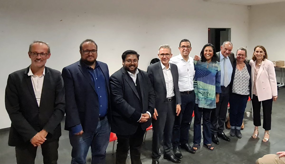 adel_ziane's tweet photo. Vous étiez nombreuses et nombreux ce soir pour notre dernière réunion publique à #noisylegrand chez @ConstantEmm @EricManfredi et @ferielg 

Des échanges nourris pour porter demain au Sénat les aspirations et les espoirs de la Seine-Saint-Denis et de nos habitant.e.s. https://t.co/ByvxJDmVOp