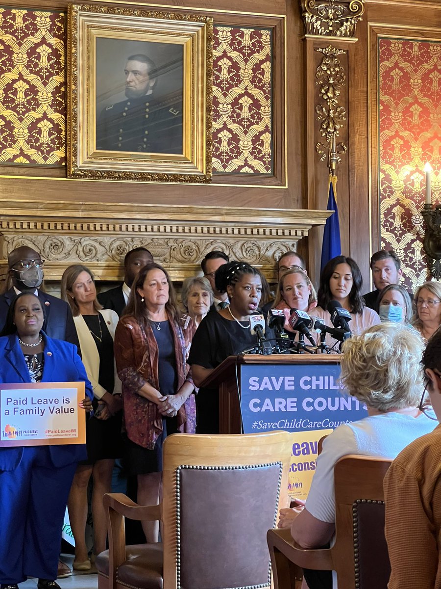 SenateDemsWI's tweet photo. .@StateSenLaTonya: “Literally no reason not to support” paid family and medical leave. She’s right!

If we want more people to live, work, and play in our state, we must ensure that they can have a child, care for a loved one, or overcome an illness without derailing their lives. https://t.co/cpNXDbBDpp