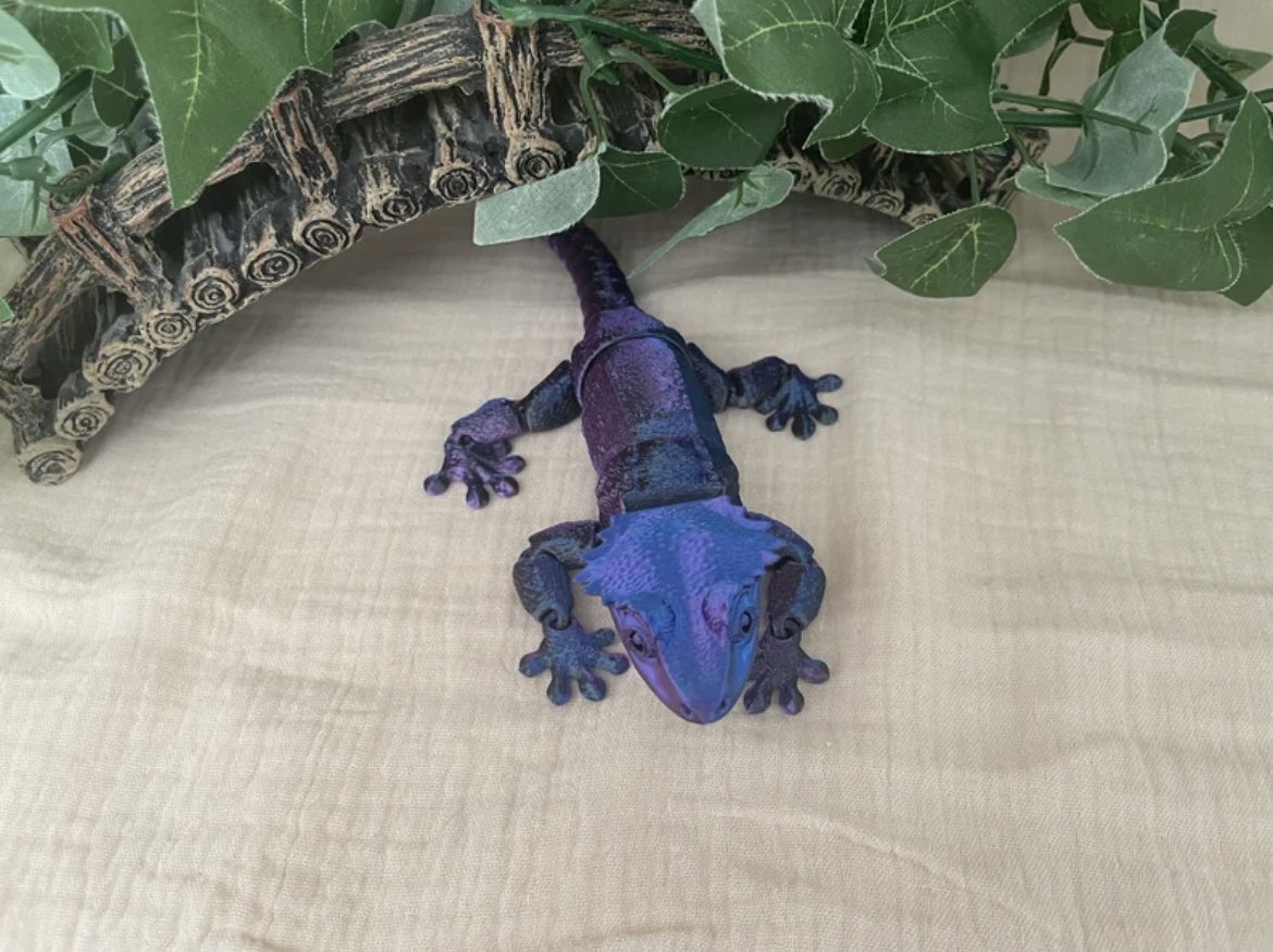 NimblePrinting's tweet photo. Crested Dragon Fidget Toy is the perfect companion for moments of relaxation, concentration, or just fun.

#NimblePrinting #NimbleBusiness #3DPrinting #3DPrint #3DPrinter #esty #madeintheuk 

Don’t forget to follow @NimblePrinting to see more! https://t.co/66b1tOKs7b https://t.co/NgiDQ1kHVf