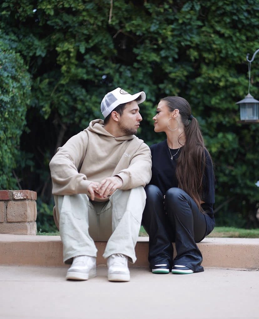 officialtrpgirl's tweet photo. Happy 8 years Corey &amp; Devyn 🩷💜 
-📸: via @devynlundy instagram post https://t.co/LImROR3jMh