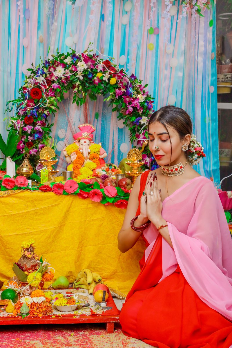 rumasharmaa's tweet photo. Mere ghar ke pehle Ganpati #ganpati2023 #GanpatiBappaMorya #rumasharma #firstganpati https://t.co/4SbvRUlU44