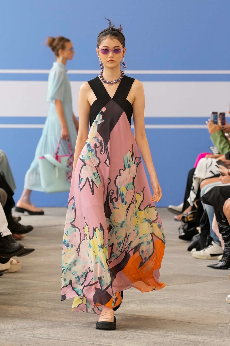 kendam_com's tweet photo. Maryling Spring Summer 2024 collection fashion show at Milano Fashion Week SS24 (September 20, 2023) https://t.co/fRKtTD6xPu
#Maryling #SS24 #Runway #Milano #FashionWeek #MFW #Italy #Kendam https://t.co/FzfCwK3Iz8