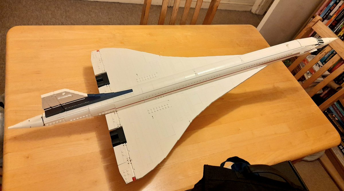 RogerMaybank's tweet photo. Lego Concorde is finished. Fun to build although the tail piece was a little tricky it came together well. The landing gear mechanism is excellent and it's bloody huge! Now, where do I display the damn thing... #lego
#afolwacs https://t.co/Qp6m30GyHn