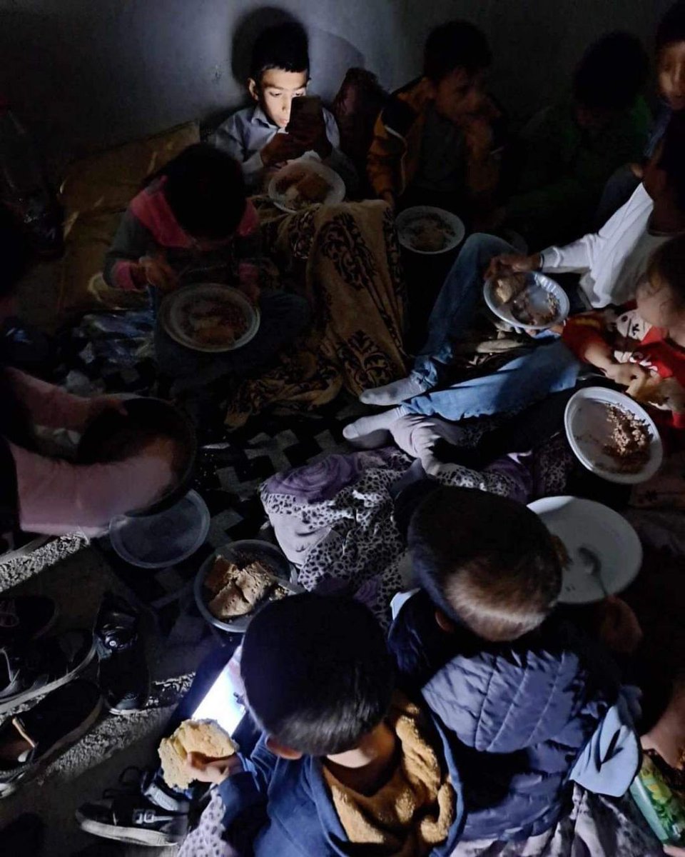 Thousands of missing people in #Artsakh (#Nagorno_Karabakh). Family members cannot find each other. Lack of communication made almost impossible finding them or finding out whether they are killed or not. Residential areas are cut off from each other, people's fates are unknown.