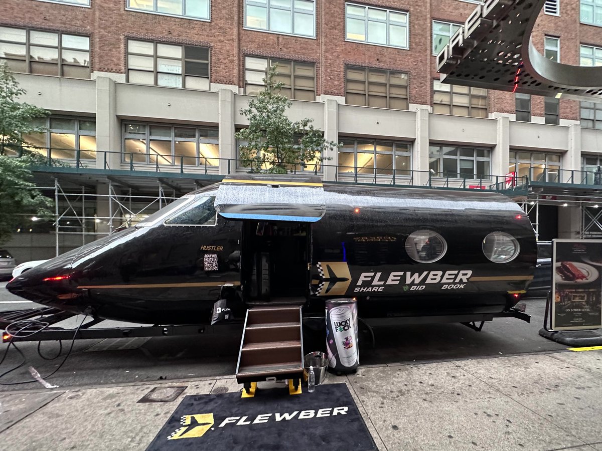 flyflyte's tweet photo. #nyfw23 was full of fun with Flewber-1, art, and fashion, "Personal Air Mobility" and our Flewber Hops service,  coming Fall 2023.  @genart @luckyfckenergy @ethosartsinc @nigelbarker @marcharveybeauty @sixdovn @tmplclubs 

#flewber #aviation #airtravel #flewberhops #privatejet https://t.co/MRvEjpHwie