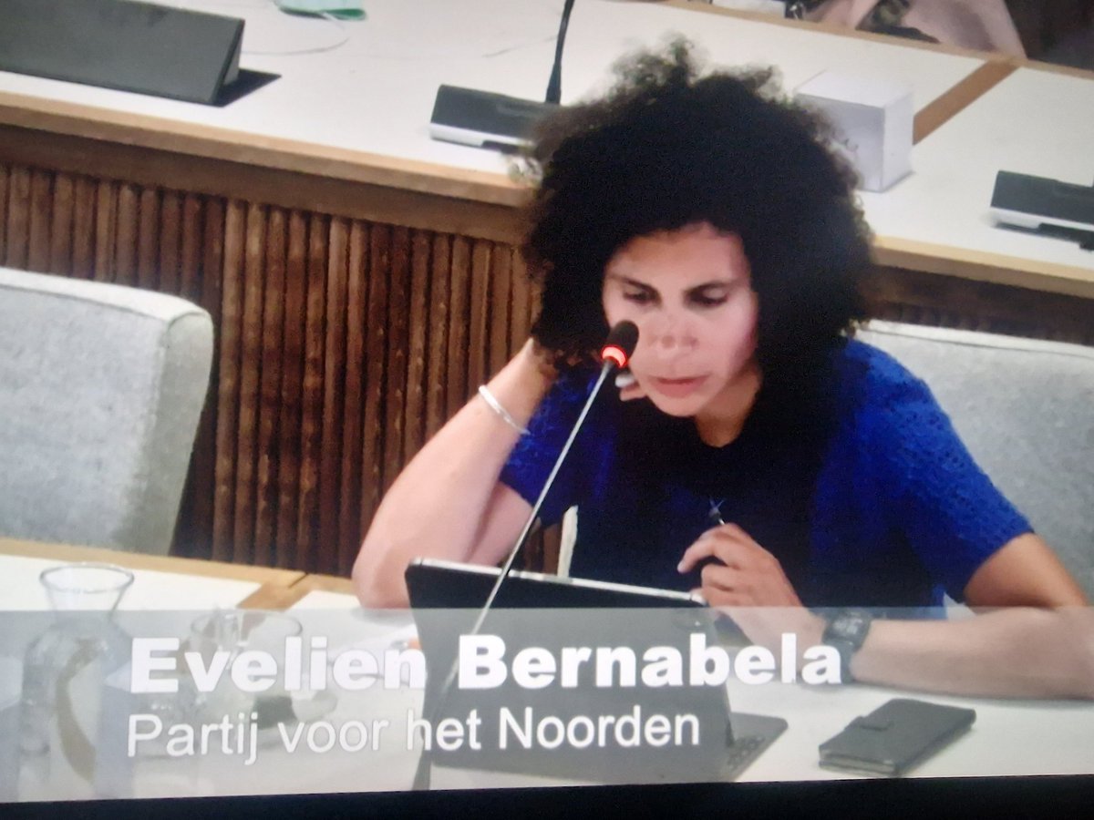 chrisgarrit's tweet photo. Evelien Bernahela. PvhN. Goed dat #backbone050 het behouden blijft. Opknappen en het pand casco opleveren zodat de creatieve ondernemers zelf het pand kunnen opbouwen. https://t.co/lQb3ZP1Z46