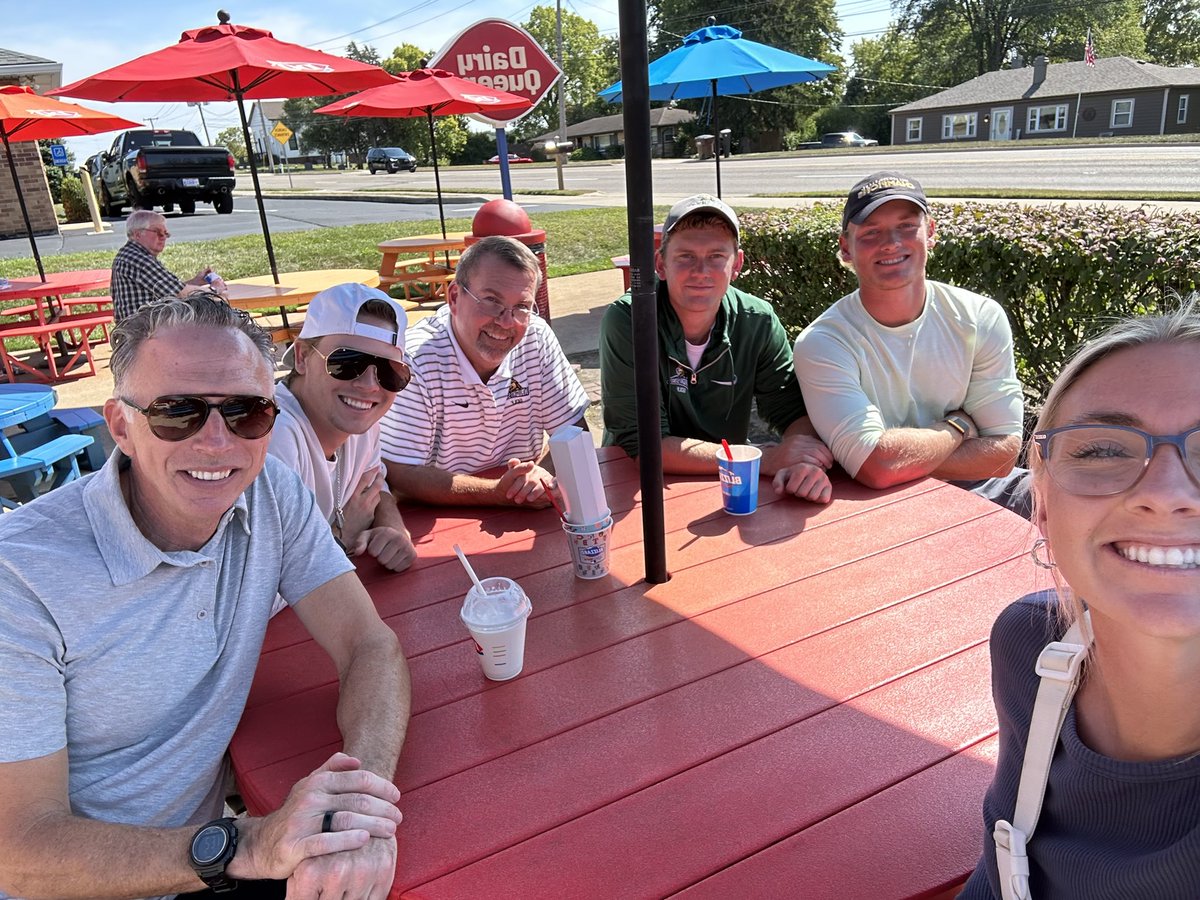 🐺<a href="/dqbeavercreek/">DQ of Beavercreek</a> coming through for our awesome <a href="/WrightStateGolf/">Wright State Golf</a> seniors!