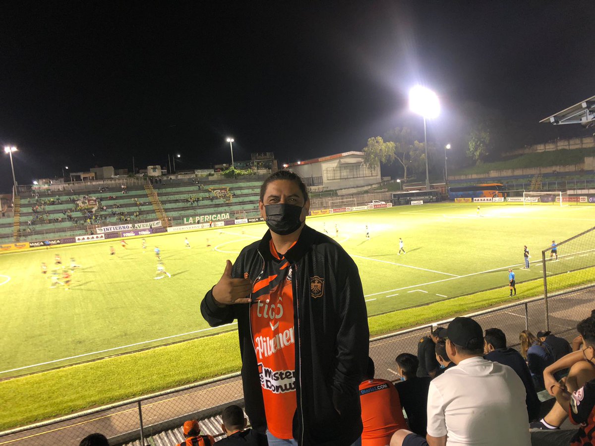 Leo__Trejo's tweet photo. @cdaguilaoficial Con el plumaje de @umbro  siempre apoyando a @cdaguilaoficial https://t.co/H9EZXXYrVo