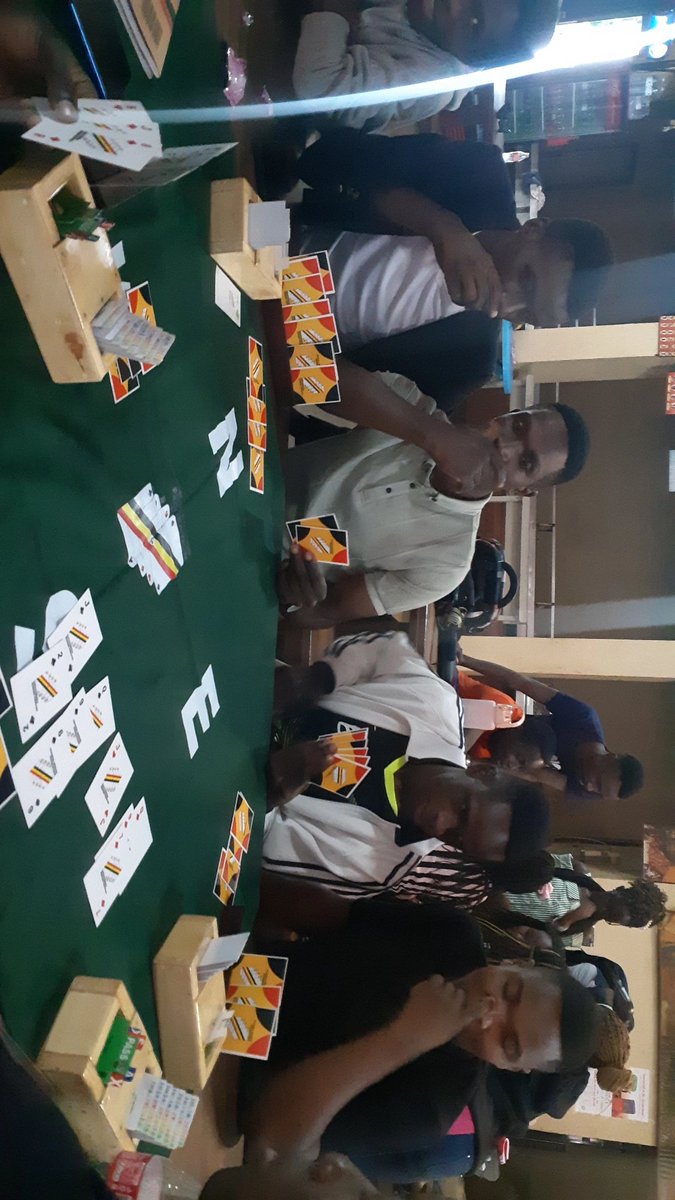 Students at @Makerere playing Bridge as they celebrate IDUS20203. Bridge is a strategy mind game with bucket loads of mental benefits. All part of the preparations for the forthcoming FISUWUC in Entebbe  2024. #universitysports #Bridge #FISUWUC2024 #Entebbe2024 @MakerereSports
