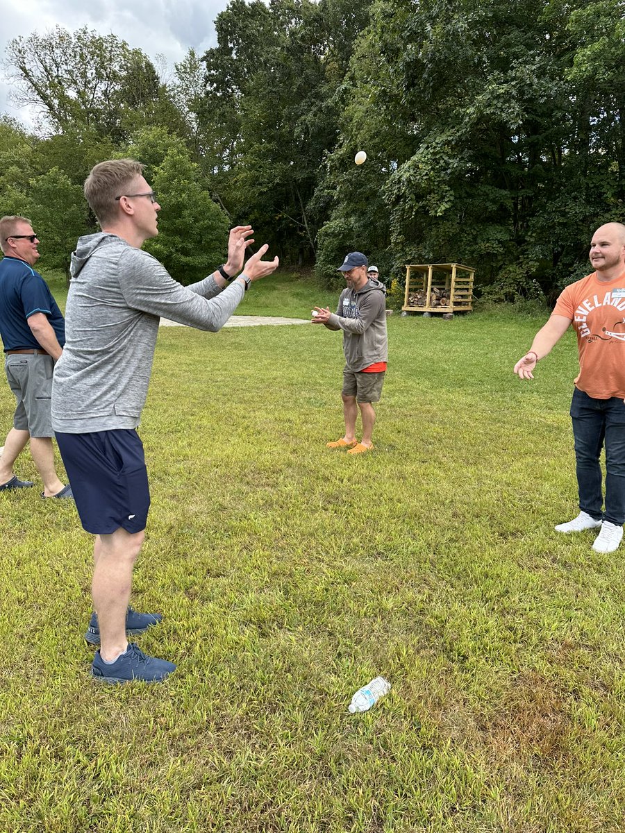 Austin Thomas tweet media