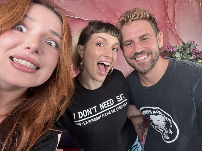 This was my Monday 😁 https://t.co/5zMqr7IGAy