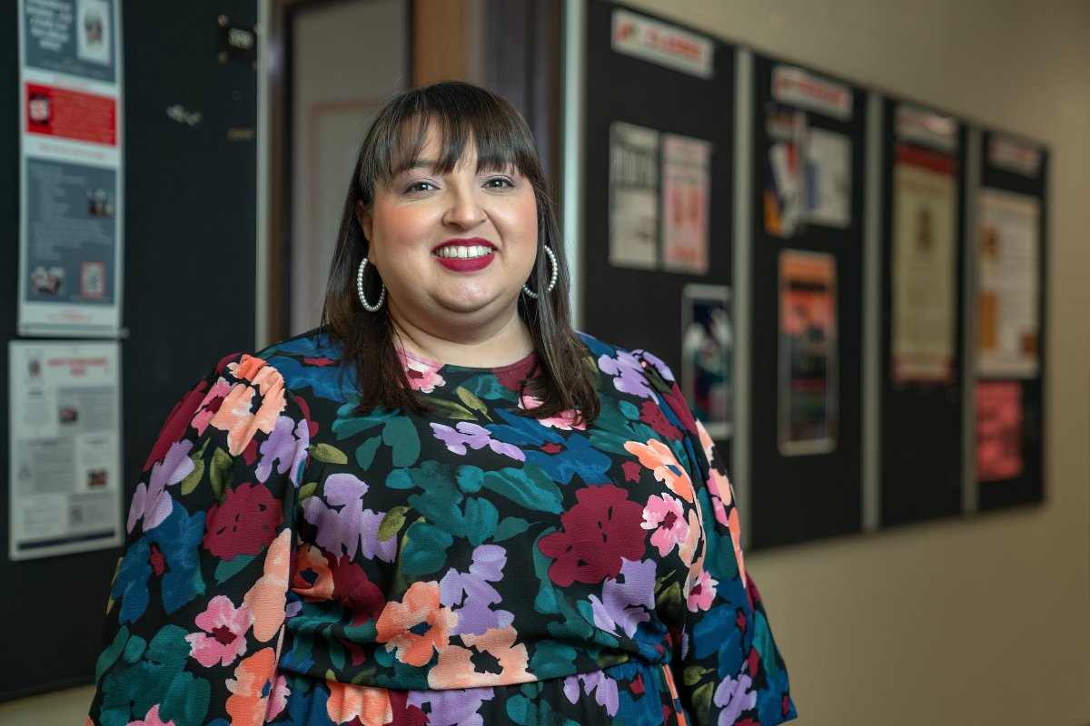UTRGVNewsroom's tweet photo. Luz Ramos, administrative assistant II in the UTRGV Writing and Language Studies department on the Edinburg Campus, has worked on-campus for 16 years.

Luz is this month's #utrgvunsunghero. Read more: https://t.co/qQiyezMnWm https://t.co/emqjF4XThJ