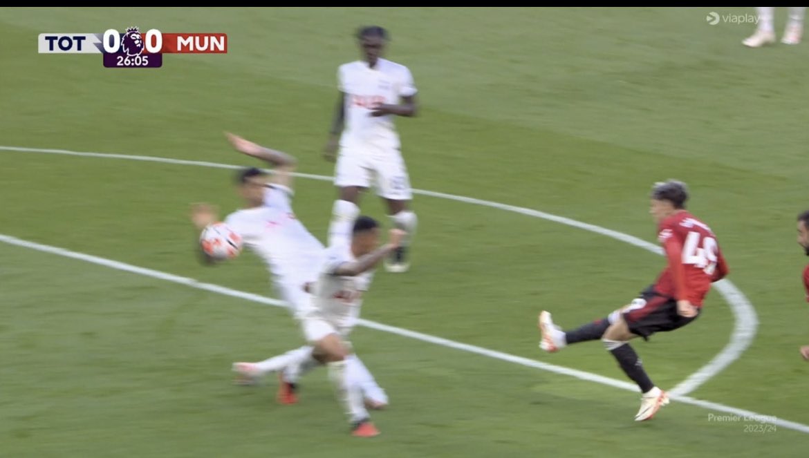 One is having his arm tucked in and cannot move and the other one had his hand out guess which one was given as a penalty but apparently United get all the decisions