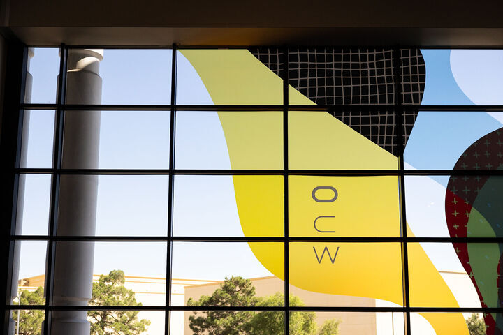 Oracle #Cloudworld 2023 live da #LasVegas. 

Dopo  i super keynotes ecco una novità di notevole impatto per quanto  riguarda l’offerta di cloud distribuito di Oracle Cloud Infrastructure  (OCI),

Un nuovo report per <a href="/impresacity/">impresacity.it</a> 

bit.ly/44VOZUN
#sergentelasvegas