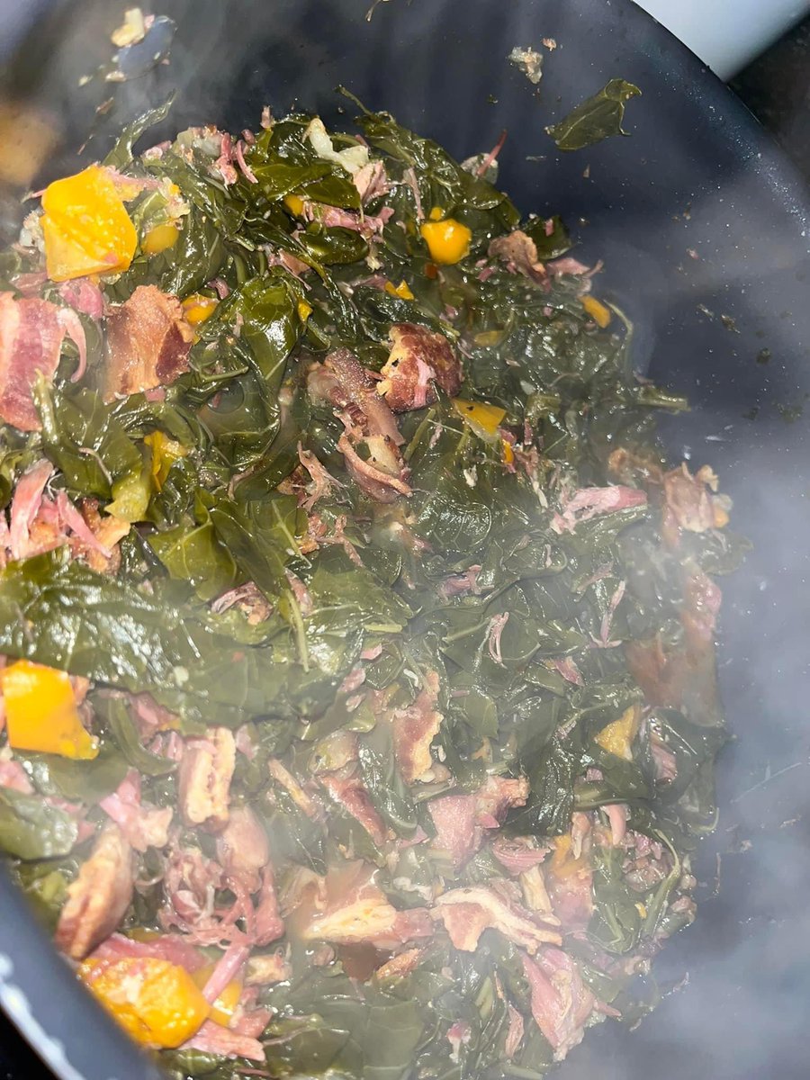 Bmoorelikeme85's tweet photo. Yeah we doing Greens, Mac, and Ribs today! Btw Your man could never! ๐ฎโ๐จ ๐ ๐ #ChefB ๐จโ๐ณ https://t.co/pulJ40yIia