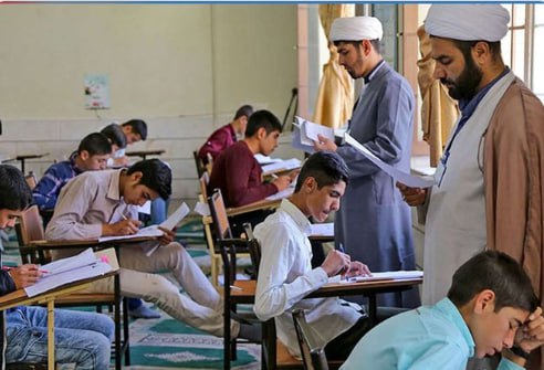 🔴مجتبی ذوالنوری نماینده قم درمجلس شورای اسلامی خبر داد که «قرار است با اجرای طرح امین هفت هزار #معلم از «#حوزه‌های_علمیه» برای فعالیت در آموزش‌وپرورش استخدام شوند. او بخشی از این تعداد را «خواهران» اعلام کرد.
چهارشنبه ۲۹ شهریور ۱۴۰۲
خدا به داد مردم ایران برسه!