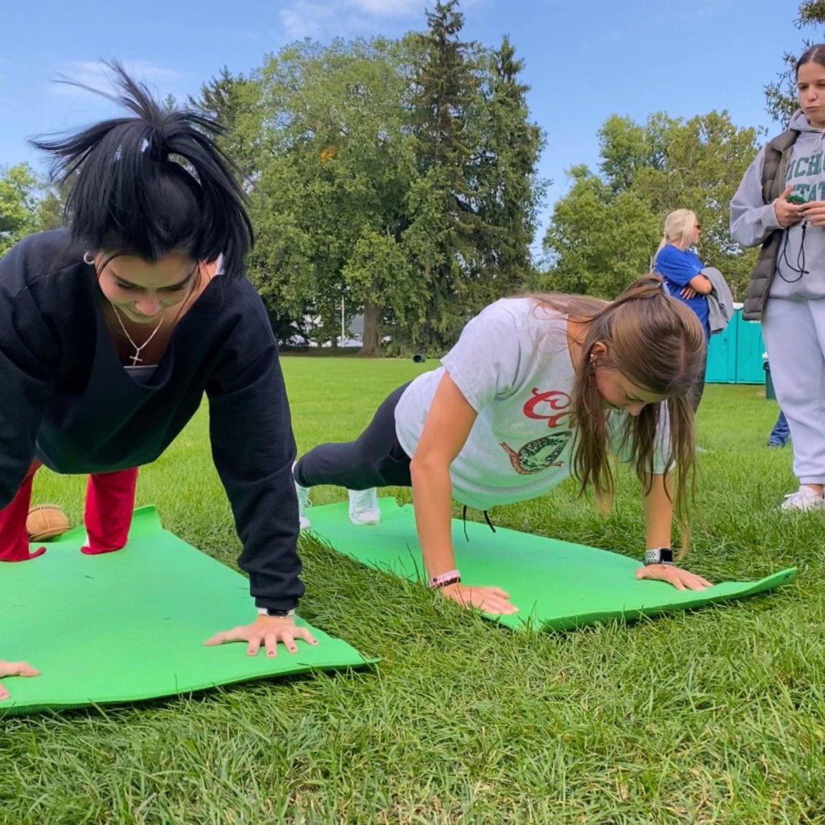 The @MSU_EIMOC Healthy Homecoming Walk had a good turnout with 150+ participants, who walked a combined 234 miles today...even in the rain! This friendly competition promotes exercise on campus. #HEALTHYCAMPUSWEEK2023
@healthiercampus
@swipeouthunger
@columbia1938