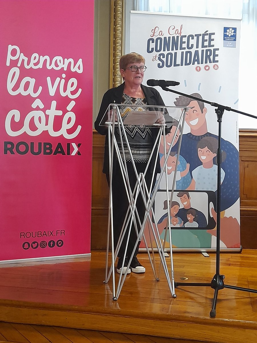 cath_cressent's tweet photo. Signature de la Convention Territoriale Globale entre la @roubaix et la @CafduNord .
2 années de travail partenarial  pour batir le projet de territoire autour de la petite enfance, l'enfance la jeunesse, les centres sociaux et la parentalité pour les années à venir. https://t.co/6FbTlYJzEu