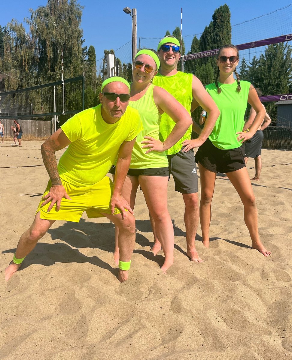 Underdog_PDX's tweet photo. We hope you all had a FUN time at our final Sand Volleyball Tournament of the year! 🌞

We can't wait to see you all Indoors for Late Fall Volleyball starting SOON: https://t.co/mPqRxWGESp

#MoreFriendsMoreFun #UnderdogPortland https://t.co/avSkcKcpXH
