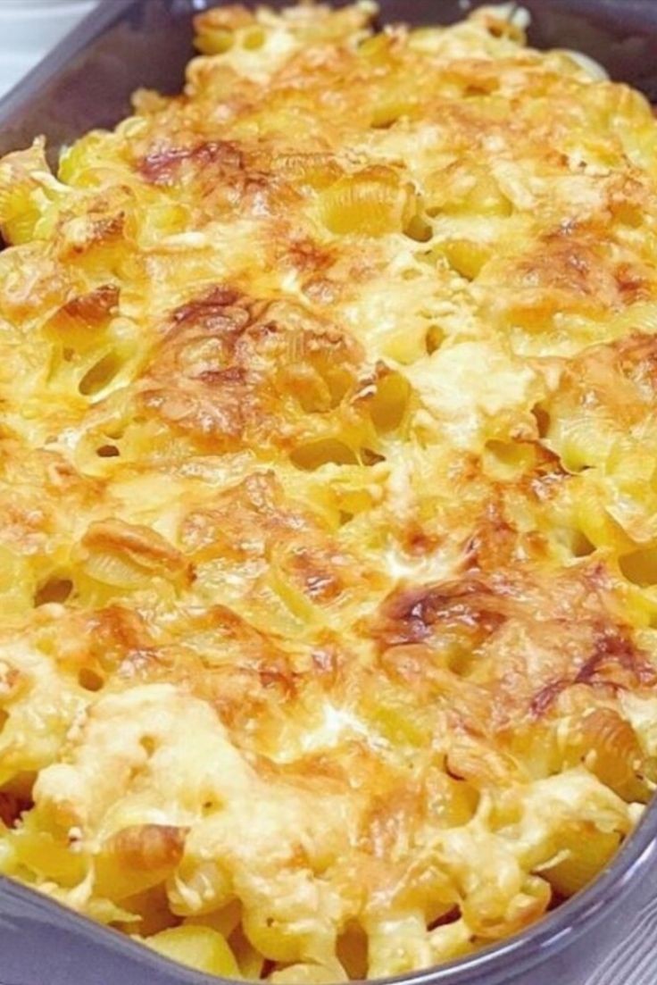 Мой сегодняшний вкусный и очень-очень сытный ужин.

P.S. Место того чтобы идти спать, я приготовил себе ужин) достижение не правда?