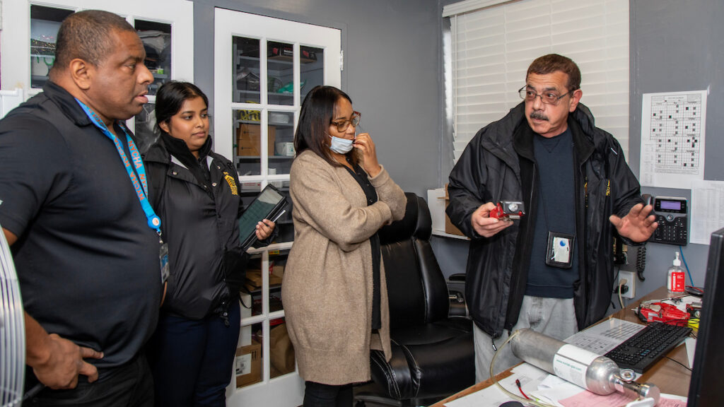 NYCHA's tweet image. Meet the #EHS Employee Safety Oversight Unit (ESOU). This team monitors @NYCHA's compliance with regulations and standards governing employee safety. #ESOU also investigates reports of unsafe conditions at workplaces. nychanow.nyc/meet-the-ehs-e…