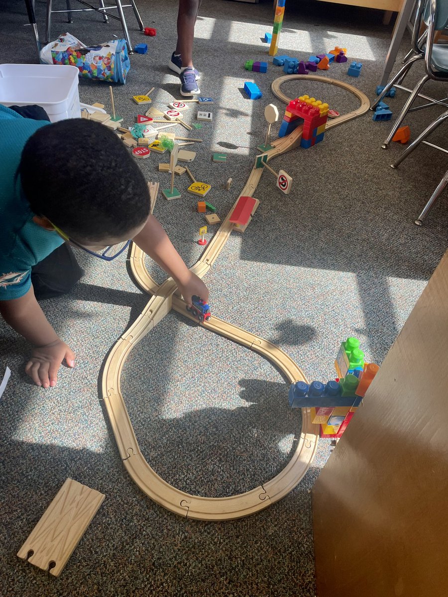 K_with_Ms_G's tweet photo. We had so much fun exploring motion and using our motion words while building our own roads (and driving on them) today! 🚗🛣️ #SalemMovesMountains https://t.co/IDXKcKo2DG