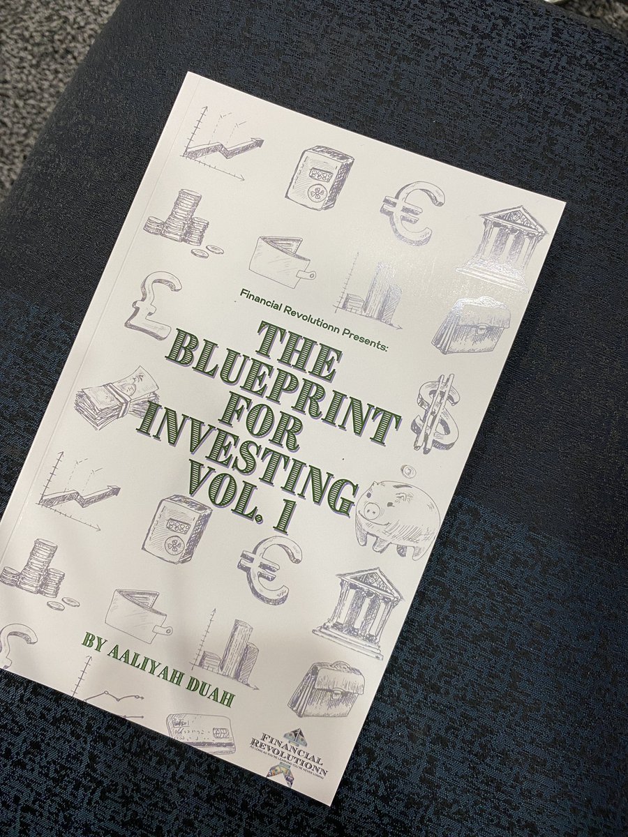 LVBurke's tweet photo. Great meeting @VSU_1882 grad @AaliyahDuah… and enjoying her book The Blueprint for Investing at #ALC52 #Brooklyn #BedSty @rolandsmartin @NBCBLK @SingletaryM #CBCWeek https://t.co/i531VK08lm