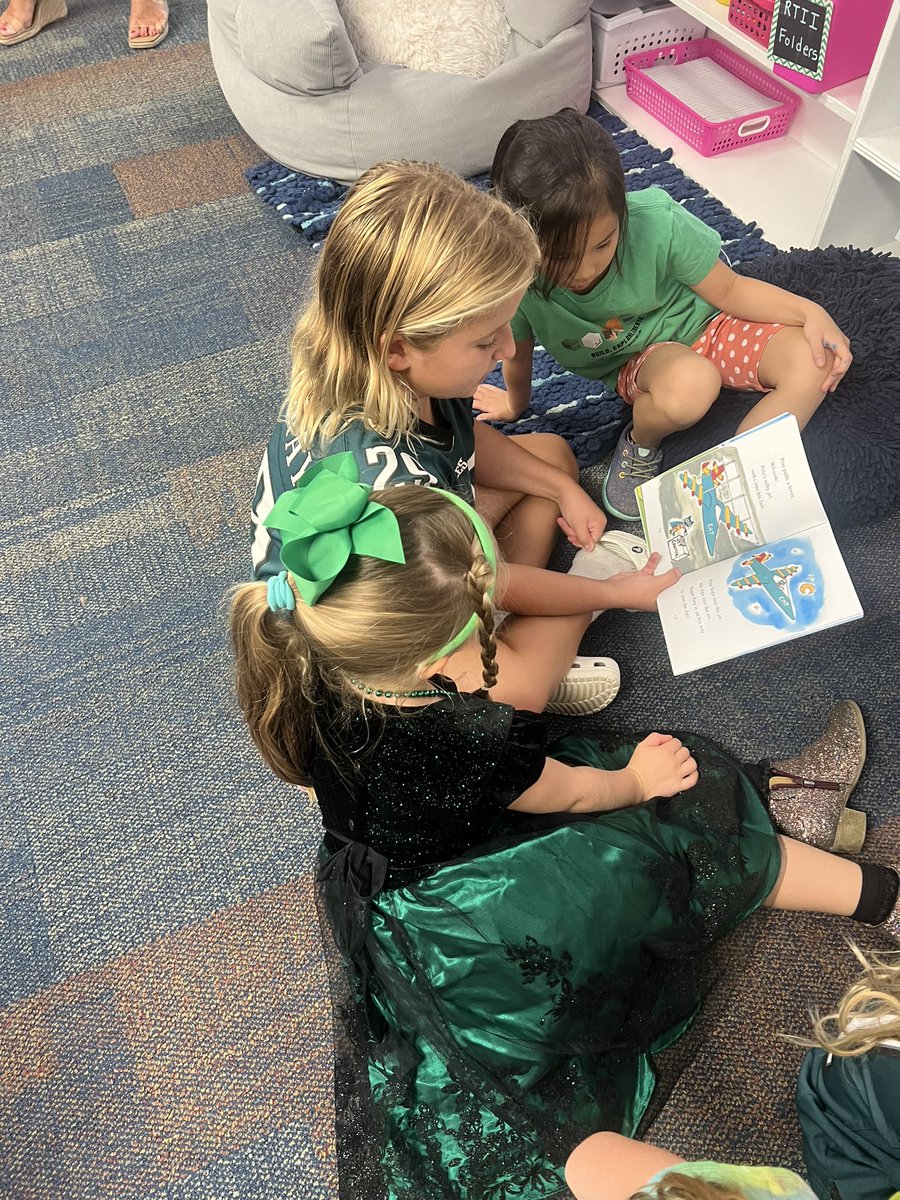 Lauren Gutting tweet media