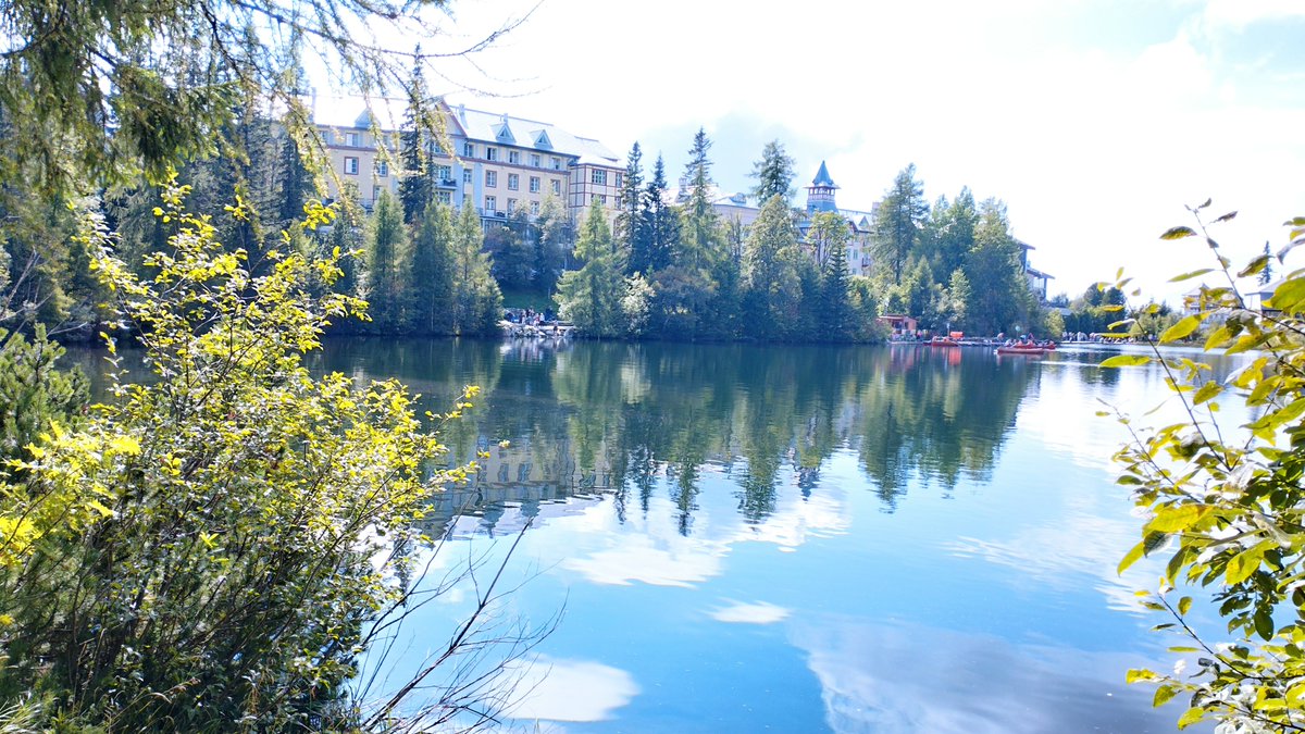 MojeWielkieMecz's tweet photo. Po zawodach Pucharu Świata #NordicWalking w Strbske Pleso jestem w klasyfikacji łącznej Ligi Światowej na 25. miejscu, 15. wśród mężczyzn i 5. w mojej kategorii wiekowej (50 - 59 lat). Do tego jestem najwyżej sklasyfikowanym zawodnikiem niezrzeszonym. Fajnie to wygląda. #ONWF https://t.co/50gnKUklZQ