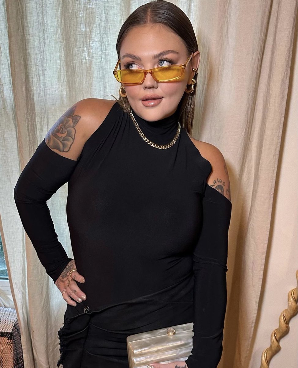 Elle King tweet media