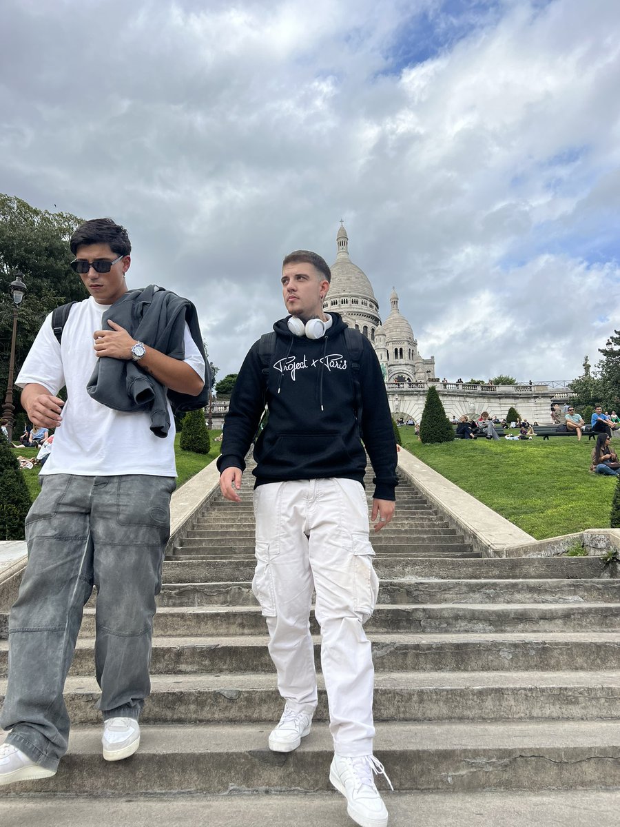 Danielote tweet media