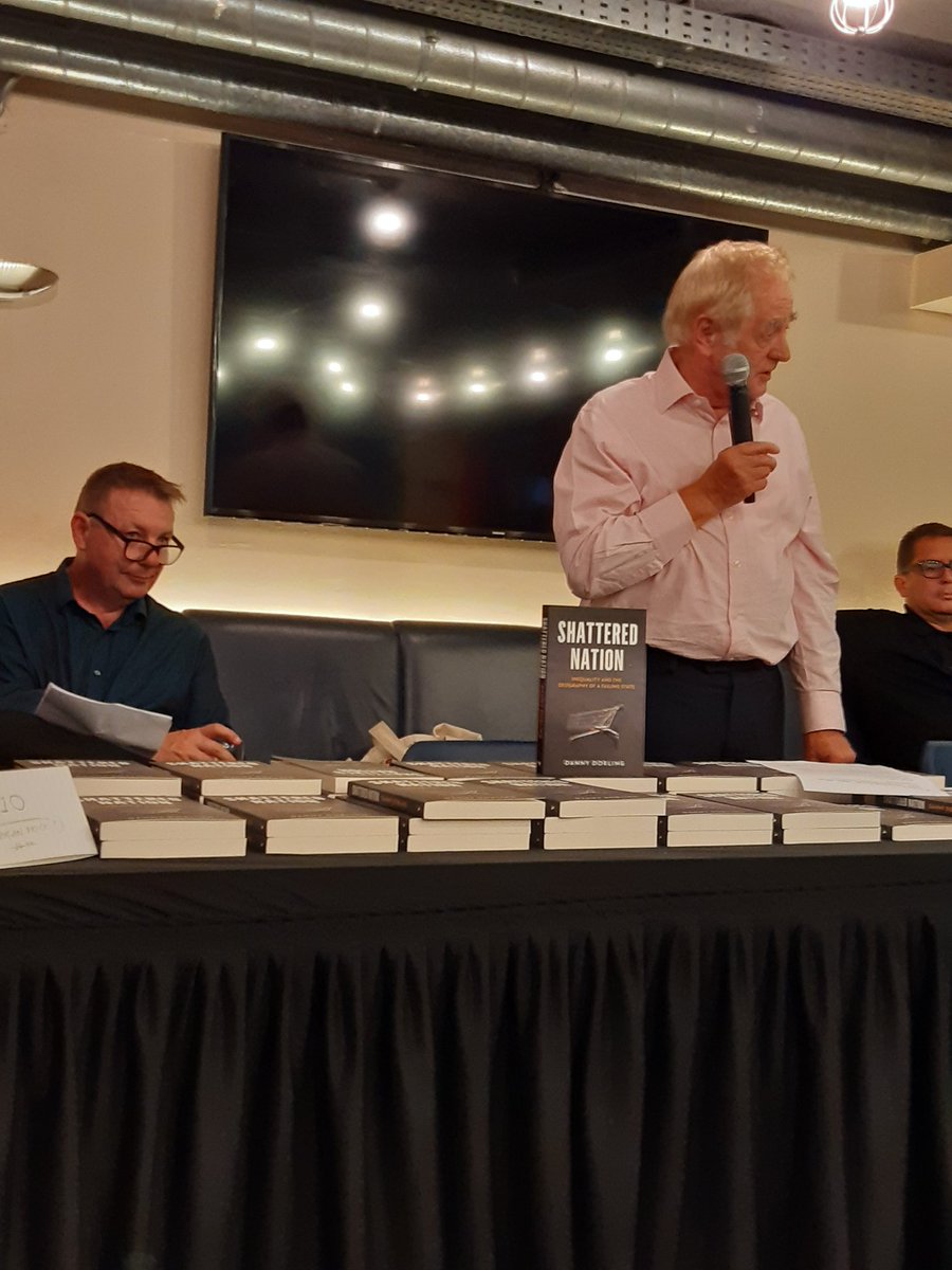 Helen Rowe tweet media