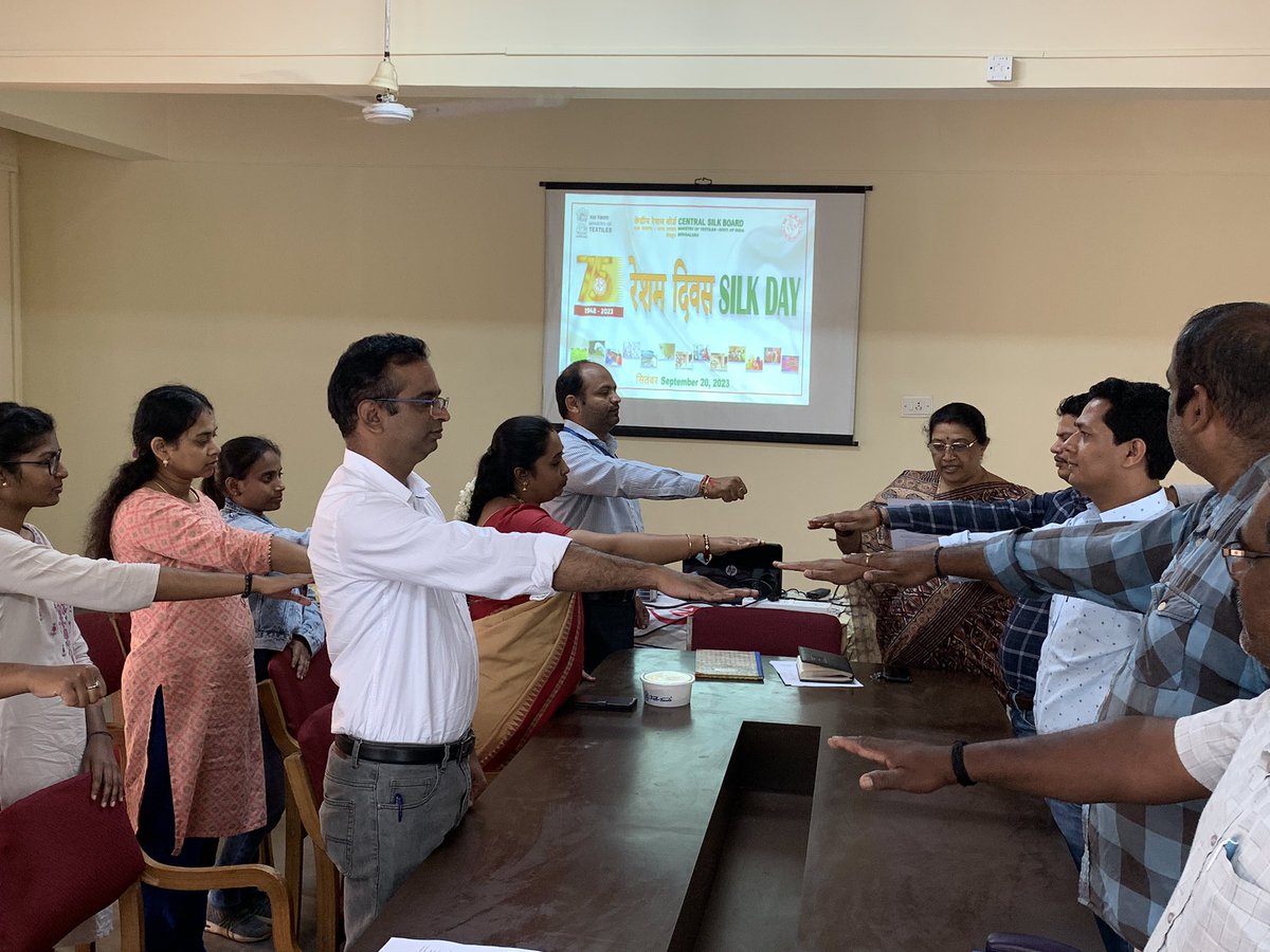 CSBISBR's tweet photo. Observation of National Silk Day 2023 @CsbSbrl on 20.09.2023. With this CSB (@csbmot ) marks 75 years of dedicated service to the nation. Excited for the year long activities to follow.
#Silkday @TexMinIndia https://t.co/8owUvajrsI
