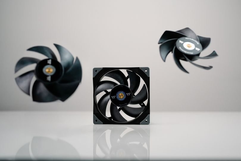 ThermaltakeInc's tweet photo. Custom building is a breeze when you choose SWAFAN GT, a fan that gives you multiple fan blade options.
Thanks @ThermaltakeAU for this amazing photo of the SWAFAN GT!
🔗: https://t.co/PdZdJbrJFv
#Thermaltake #SWAFANGT #pcfans #radiatorfans https://t.co/2qa5G4xK0a