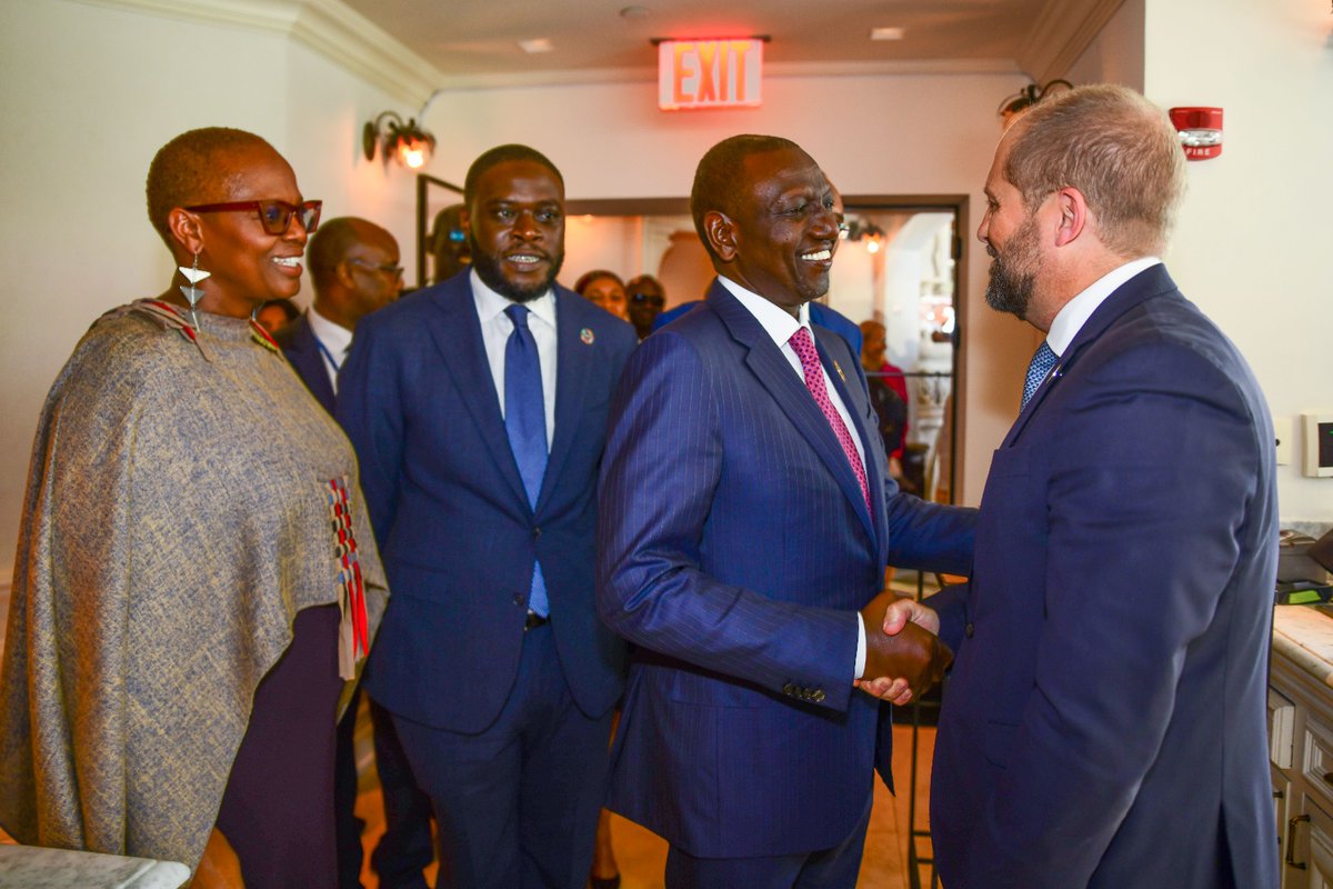 WilliamsRuto's tweet photo. During a discussion forum hosted by @FaunaFloraInt CEO Kristian Teleki in New York, United States. https://t.co/778nUvj7x6