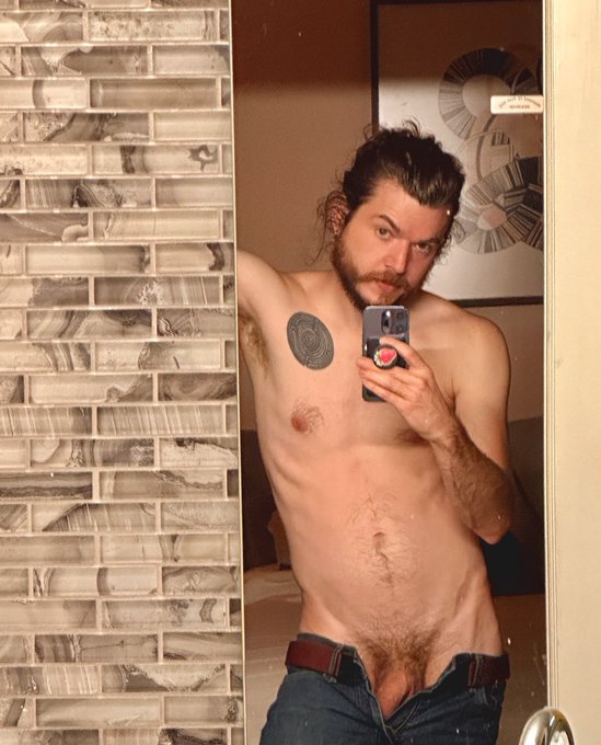 Get ready for bed. https://t.co/EUayV09KZ1