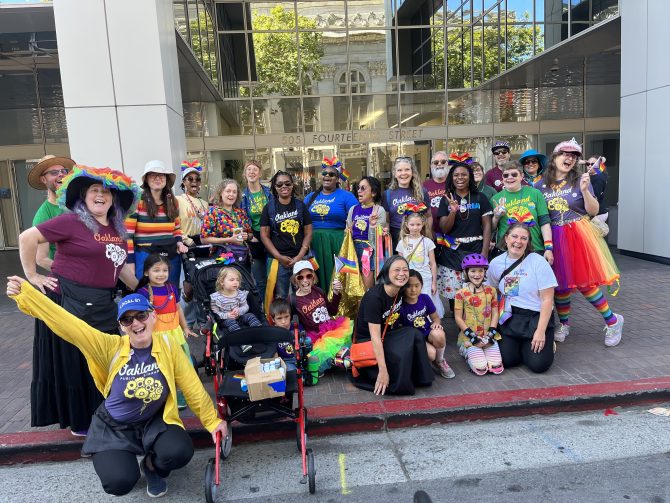 oaklibrary's tweet image. #OaklandPride was beautiful 🌈💖

#LibrariesAreForEveryone