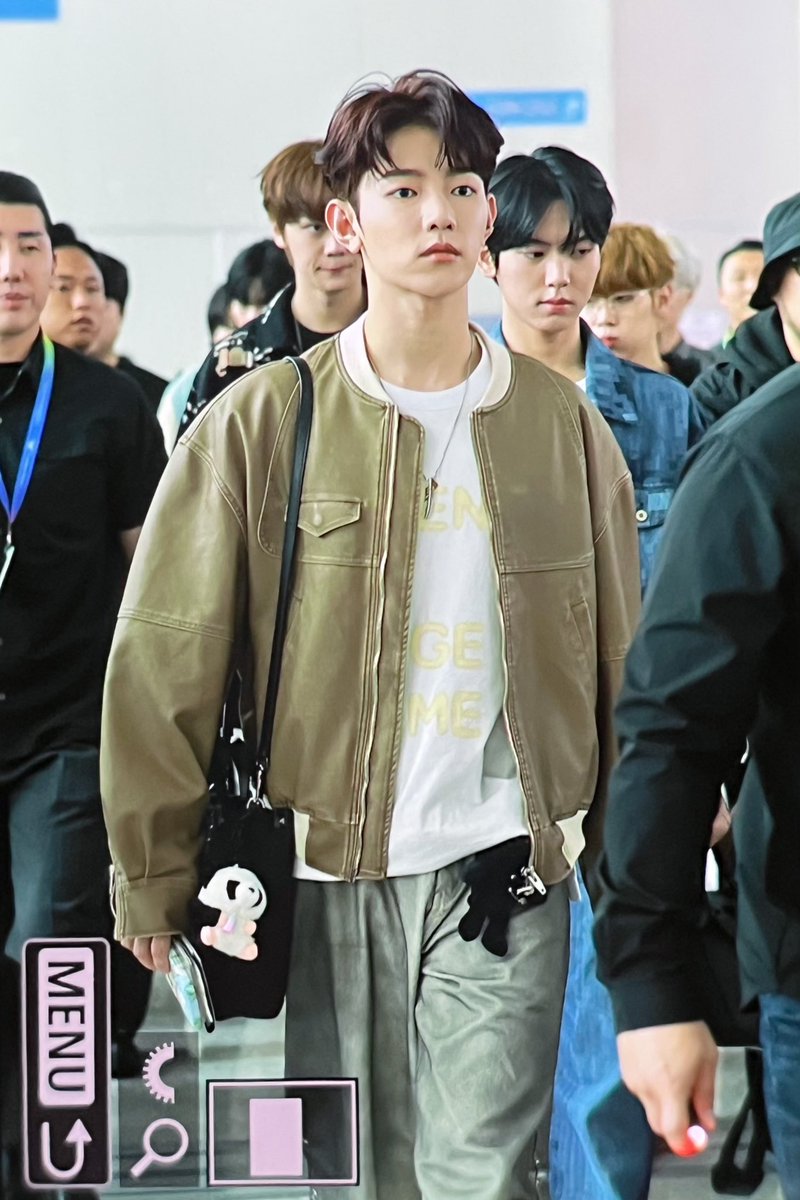 slowmotion_725's tweet photo. 230921 #장하오 #章昊 #ZHANGHAO #ZEROBASEONE #제로베이스원 #ジャンハオ https://t.co/3rEJjOA3wm