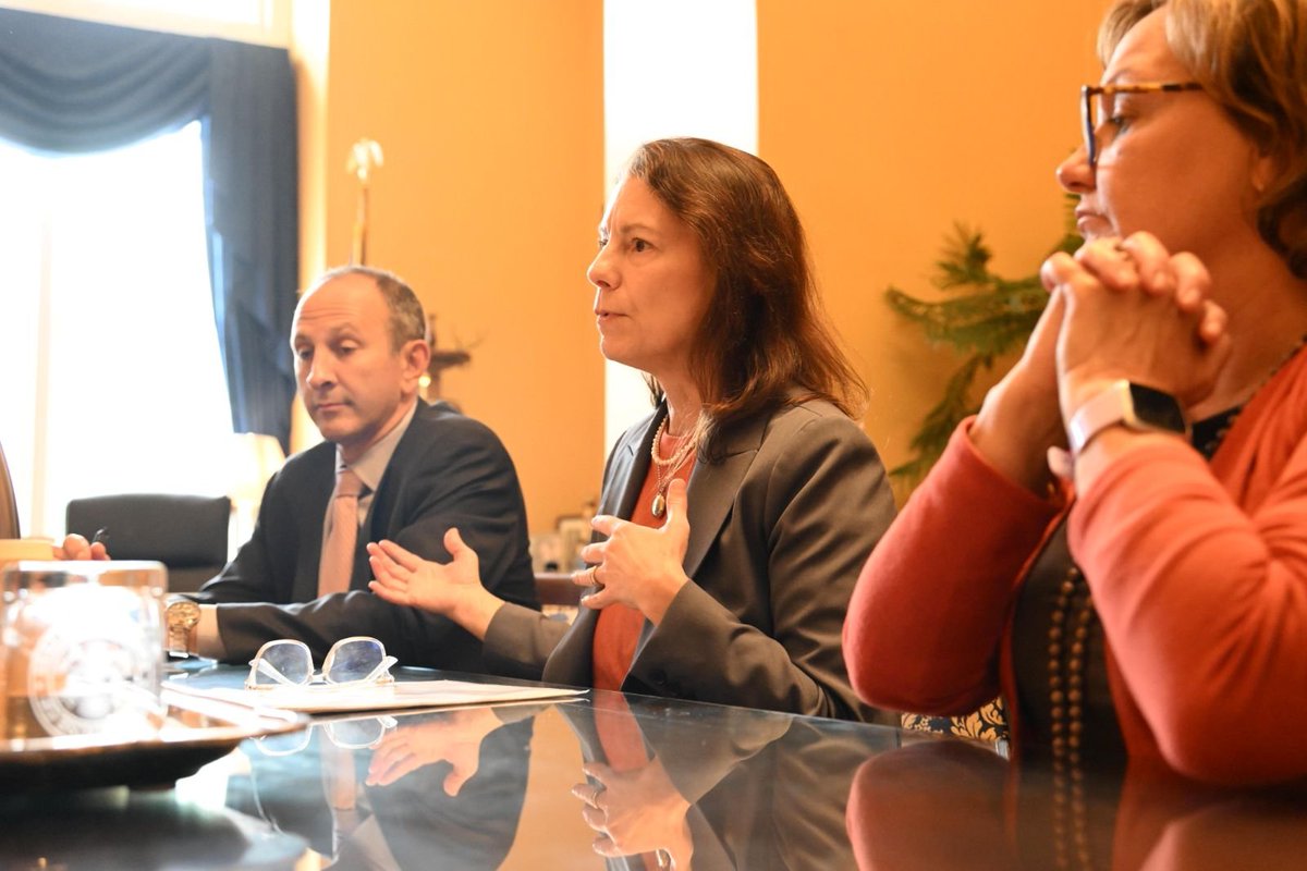 kidneycan's tweet photo. Every handshake, every story shared, and every office visited brings us one step closer to a future where #kidneycancer is a thing of the past. 

Together, we're not just making a statement; we're making a difference.

#AdvocacyDays #KidneyCANonCapitolHill https://t.co/JKwkzqBLIH