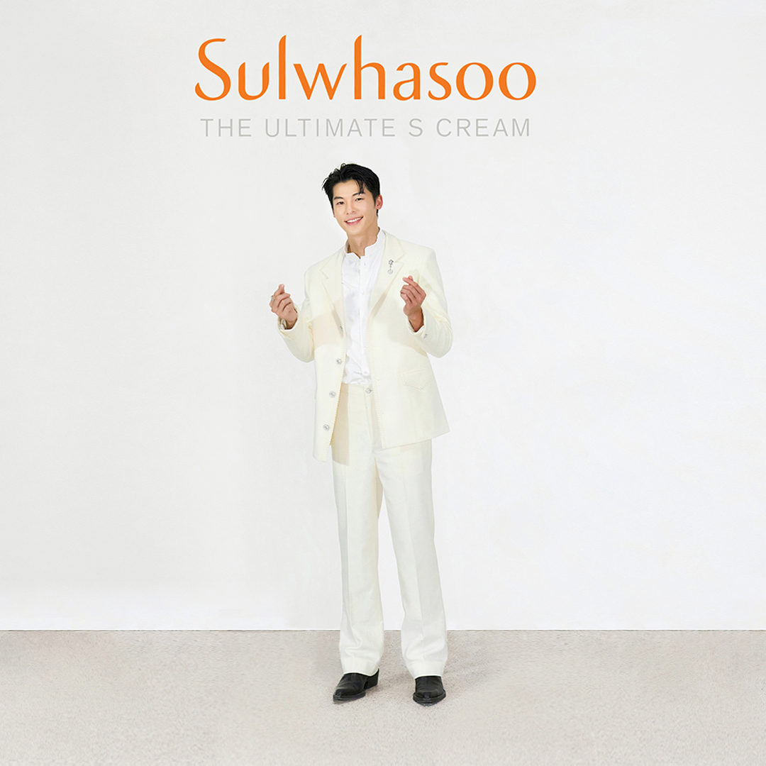 SulwhasooUS's tweet photo. Art & Heritage Night.
Special Guest @kuanghanhsu is seen at the launch of the launch of The Ultimate S in Amorepacific. Stay tuned to witness the wonderful day he spent with Sulwhasoo.
#SULWHASOOxAPMA
#Sulwhasoo #AmorepacificMuseumOfArt
@amorepacificmuseum https://t.co/sOnHgGXe8B