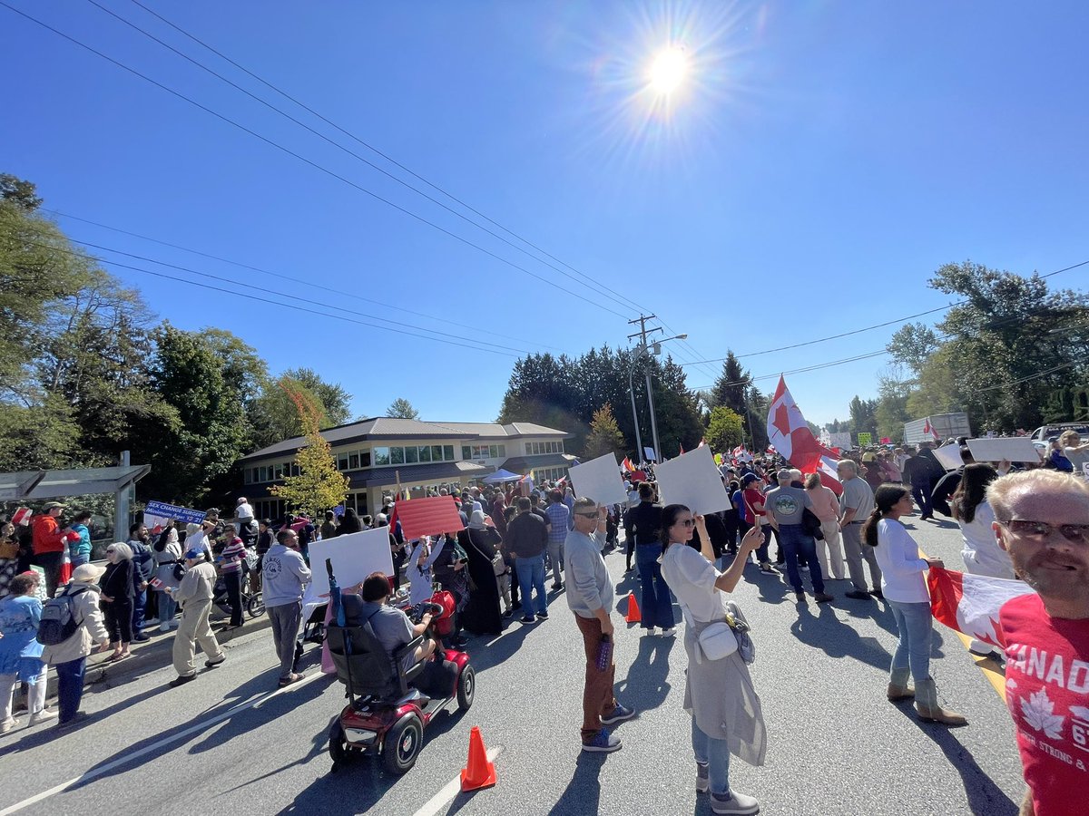 GospelReclaimed's tweet photo. #1MillionMarch4Children
#1MilllionMarch4Kids
#LeaveKidsAlone
#LeaveOurKidsAlone
#NoToIndoctrination
#CanadaNews
#SurreyBC 🇨🇦 https://t.co/vZtv1pvW41