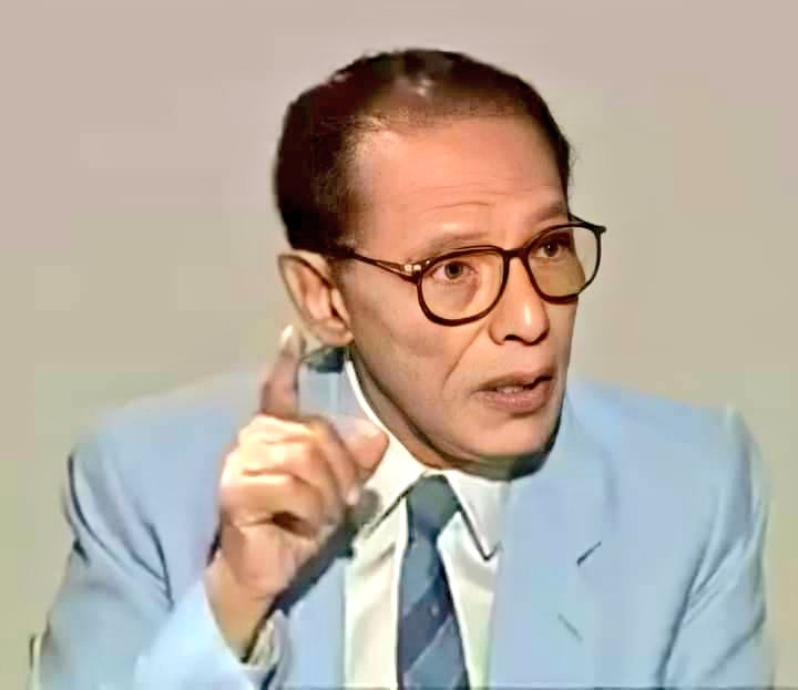 إذا نزل مؤمن و كافر إلى البحر فلا ينجو إلا من تعلم السباحه فالله لا يحابي الجهلاء 

د/ مصطفى محمود