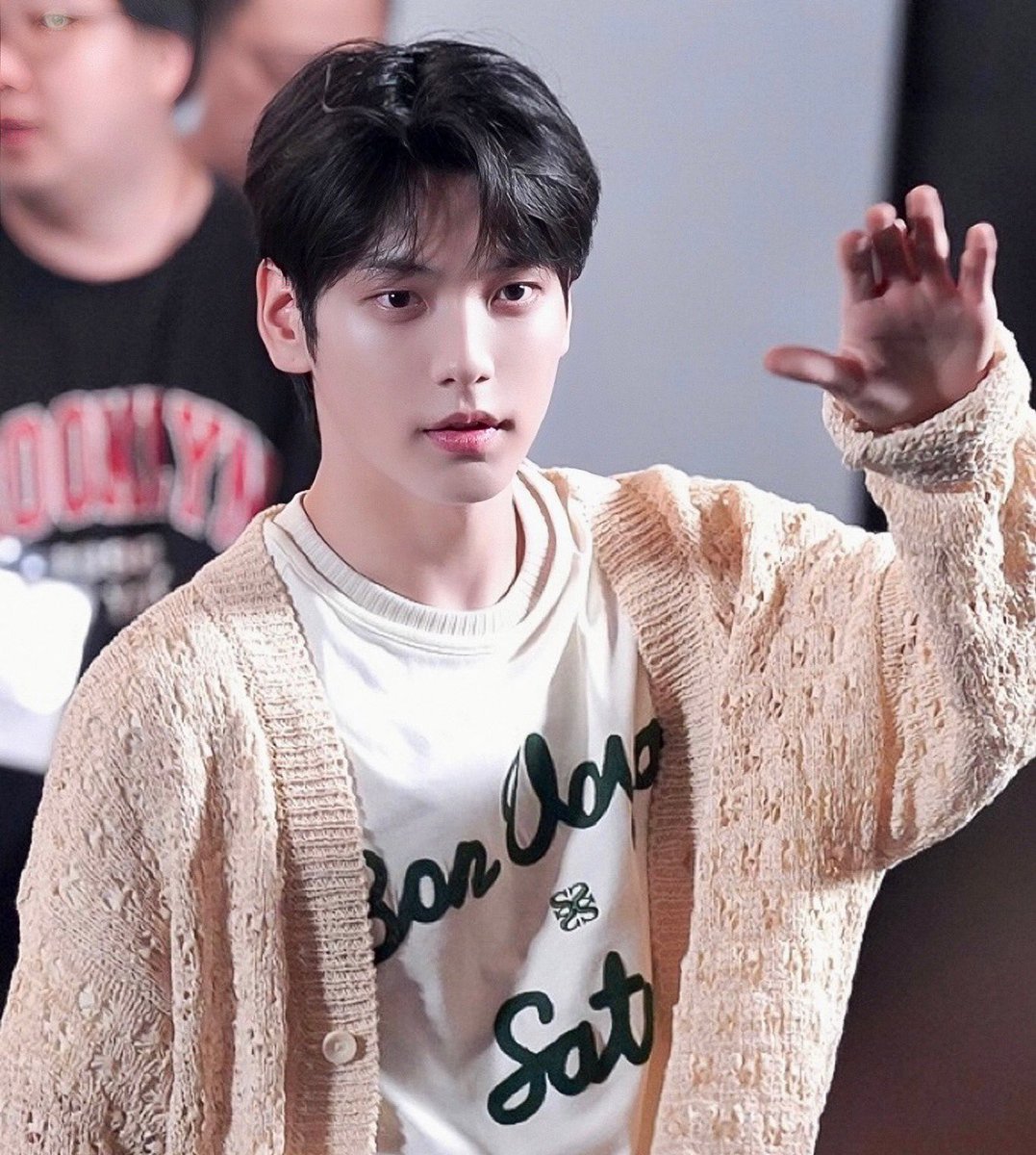 soobinviral's tweet photo. 230726 soobin https://t.co/R5Kk154nIa