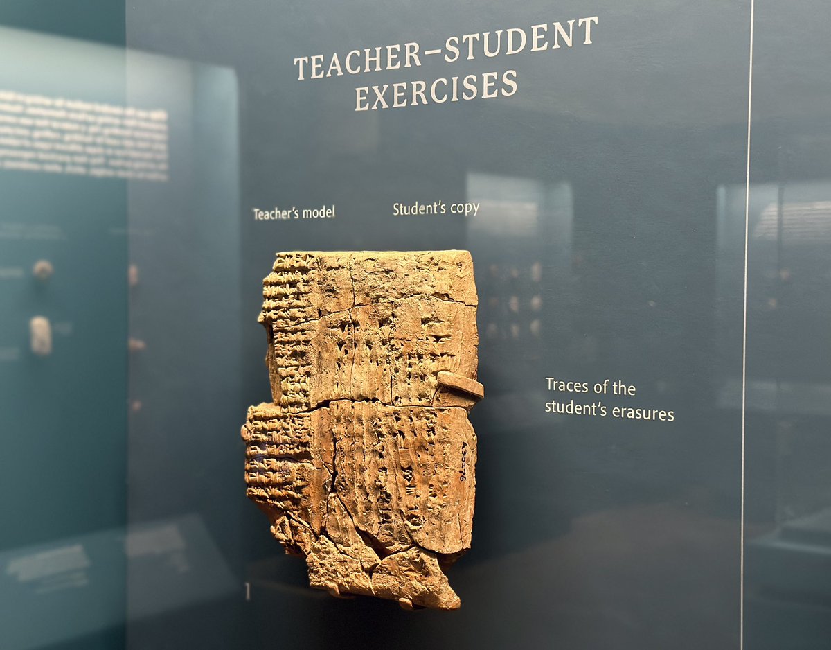 It’s a wrap, “Back to School in Babylonia,” the newest special exhibit at the @ISAC_UChicago museum, open to the public tomorrow & preview this evening. Learn more: isac.uchicago.edu/backtoschool ✍🏻💙 #Babylonia #Nippur #School #ScribalPractice #Iraq #Museums #Exhibits #LifeofaCurator