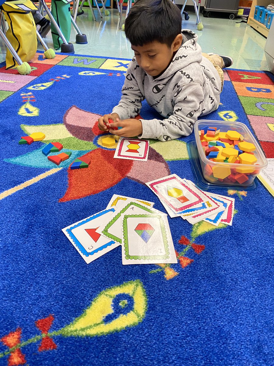 KateRBPS's tweet image. Ask me about the centers I chose during math today! Students had a choice of different math games on the computer or time to build and explore with shapes. So fun to see Ss make choices! @MsE_RBPS @rbpsEAGLES #RBBisBIA