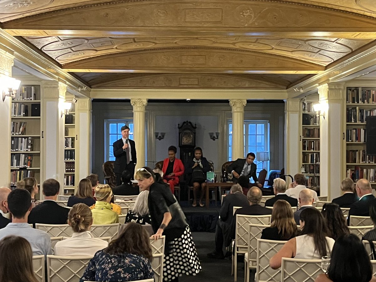 Yale Blue Green (@yalebluegreen) on Twitter photo Event featuring <a href="/YaleEnvironment/">Yale School of the Environment</a> Professor Dan Esty launching new report trade and the environment at <a href="/YaleClubNYC/">The Yale Club of NYC</a> #UNGA2023 Event featuring <a href="/YaleEnvironment/">Yale School of the Environment</a> Professor Dan Esty launching new report trade and the environment at <a href="/YaleClubNYC/">The Yale Club of NYC</a> #UNGA2023